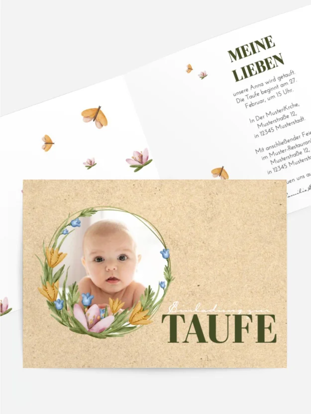 Einladungskarte Taufe In einem Blumenkreis