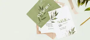 Set Save-the-Date Hochzeit mit floralem Muster in grün mit gleichem Design für Einladungskarten, Dankeskarten und Antwort