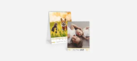 Ein Wochenkalender im A5 Format im schlichten Design mit Babyfotos drauf