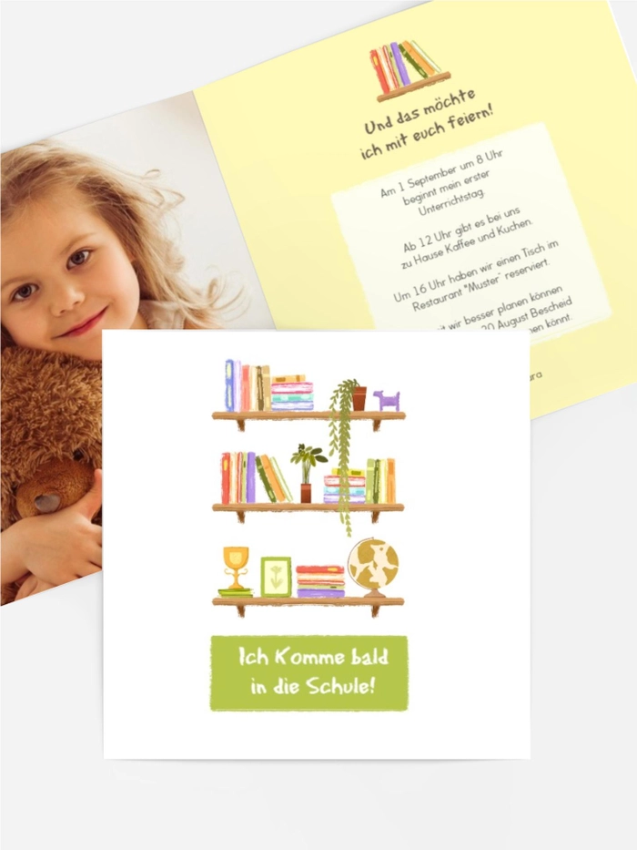 Einladungskarte Einschulung Bücherregal
