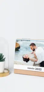 Ausschnitt von Auftstellkalender als Tischkalender mit Hochzeitspaar als Motiv