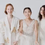 Konfirmationskleider: 6 junge Frauen im Kleid. Konfirmation: elegant, festlich